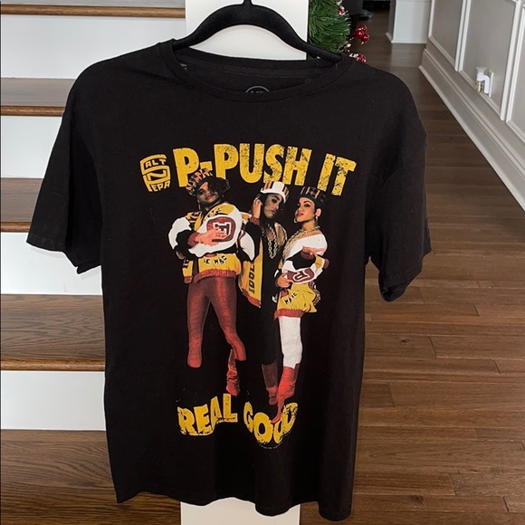 Merch Direct Tops - Salt N Pepa Graphic Tee